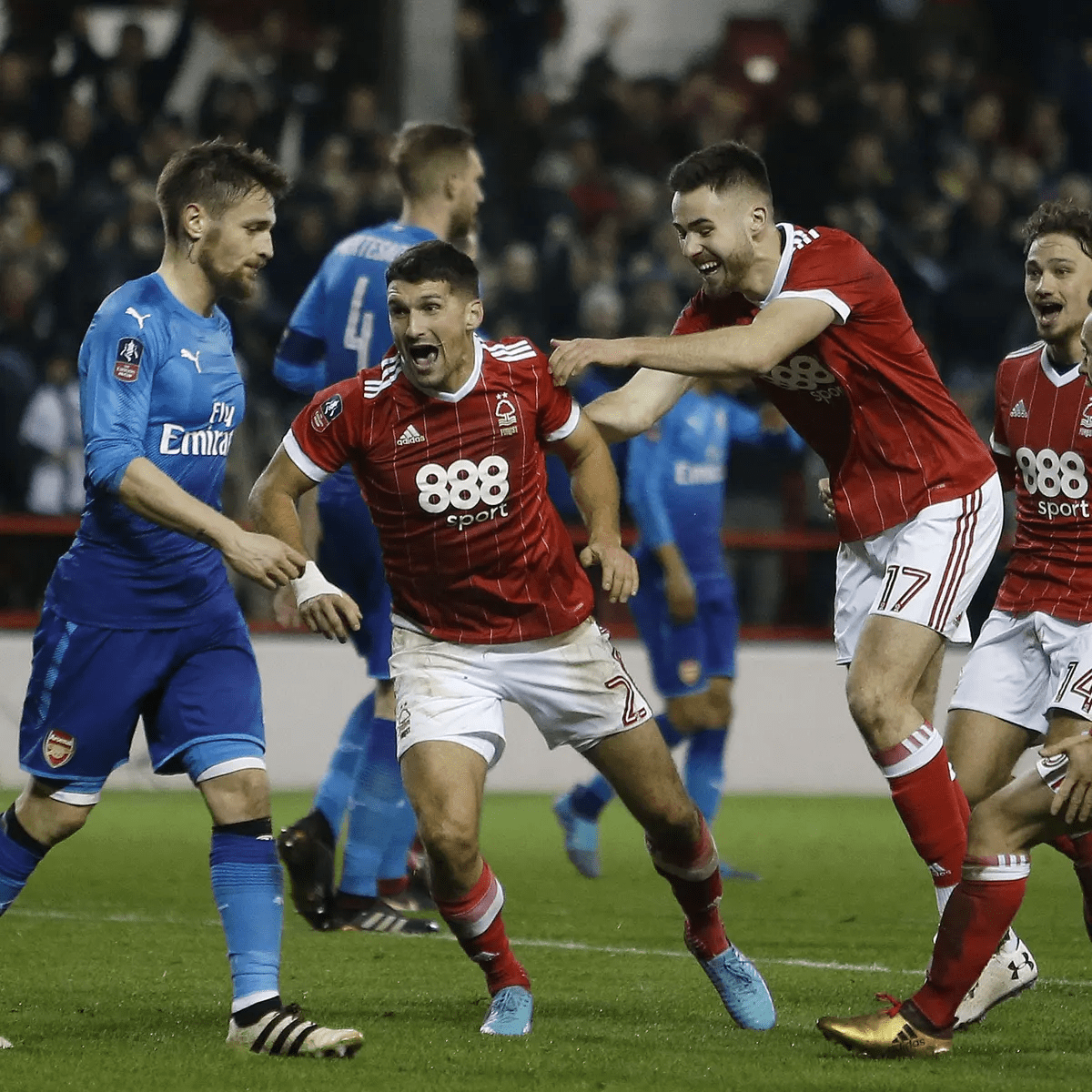 则更应倾向 则更应倾向